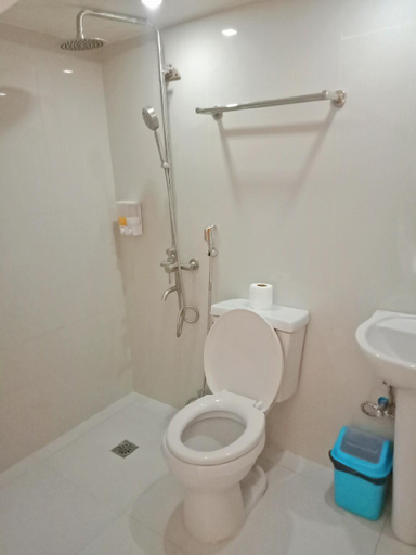 Bathroom 3, DJL House Homestay -Bantayan Island, Bantayan