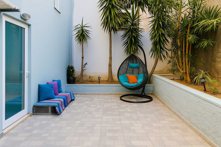 Room 5, Urban Living Minicasa Nomad - Kalamata s Hideaway, Peloponnese