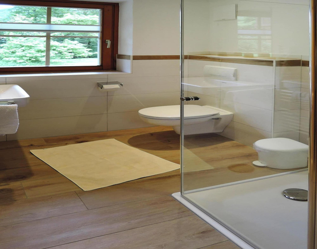 Bathroom 3, Apartment in Fusch Near Grossglockner Road, Zell am See
