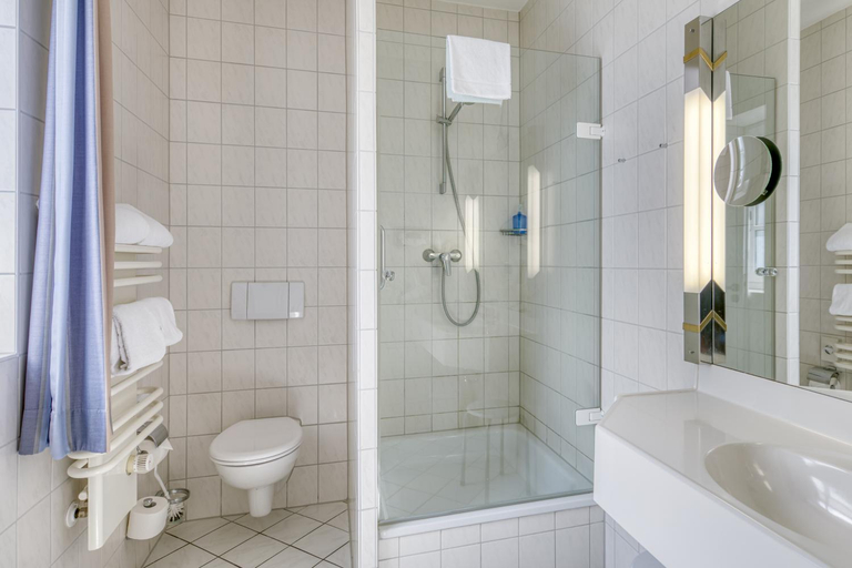 Bathroom 2, Hotel Ingeborg, Mecklenburgische Seenplatte