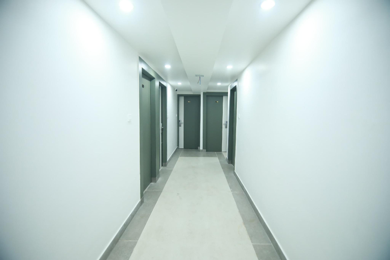 Others 5, Hotel Royal Blooms, Bangalore