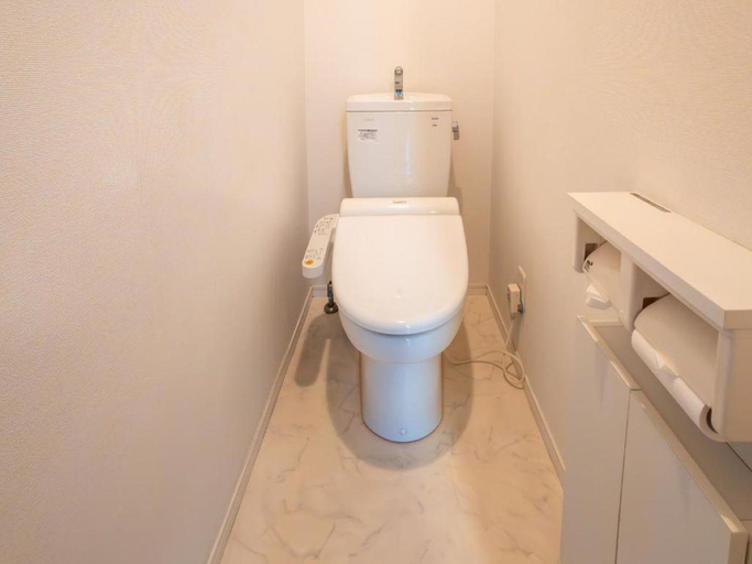 Bathroom 3, Jing House Shin-Takasago, Katsushika