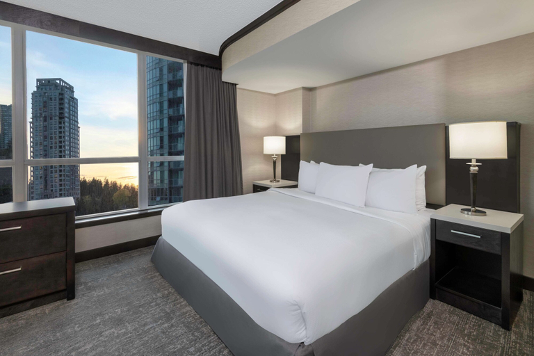 Bedroom 4, Hilton Vancouver Metrotown, Greater Vancouver