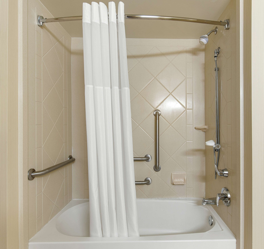 Bathroom 4, Hampton Inn & Suites North Conway, Carroll