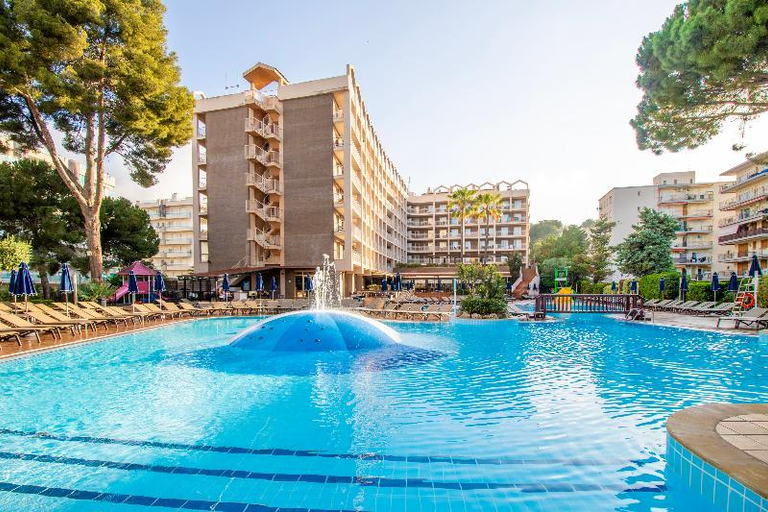 Others 2, Golden Avenida Family Suites 4 Sup, Tarragona