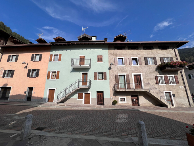 Room 2, 029 Trilocale Duplex Carisolo, Trento