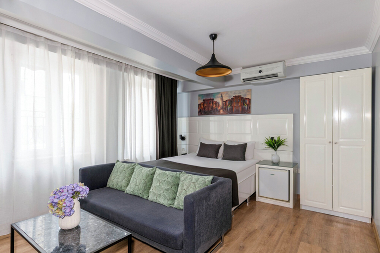 Bedroom 4, Lavanta Hotel, Beyoğlu