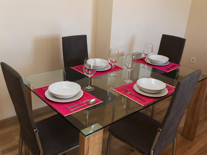 Others 5, Apartamento turísticos Puente Romano P3 2-B, Salamanca