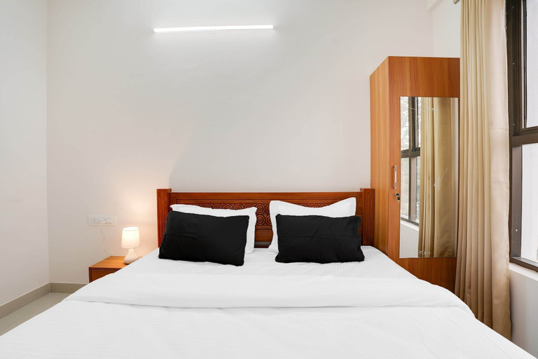 Room 3, Super Collection O K R Puram Manyata, Bangalore