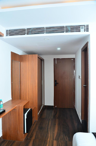 Bedroom, Hotel Eyrie Nest Bangalore, Bangalore