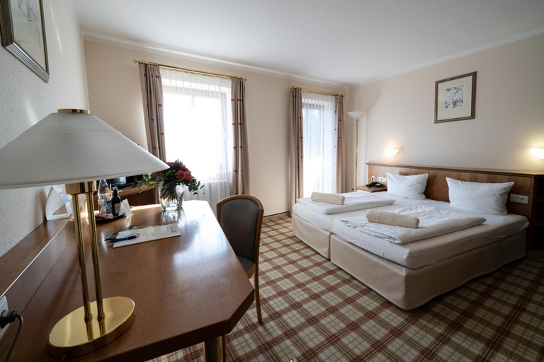 Bedroom 3, Panoramahotel Kuhbergalp, Oberallgäu