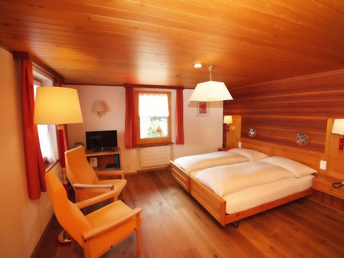 Bedroom 3, Hotel Alpenblick, Visp