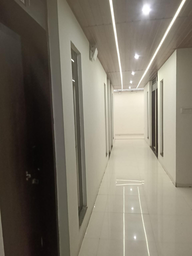 Public Area 2, Hotel Kiwi Inn Vijaynagar Scheme 78, Indore