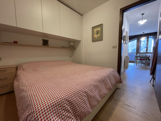 Bedroom 4, 079 Bilocale Pinzolo, Trento