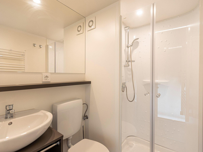 Bathroom, Nice safari tent with airco, Hermagor