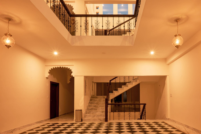 Others 4, The Royal Courtyard, Udaipur