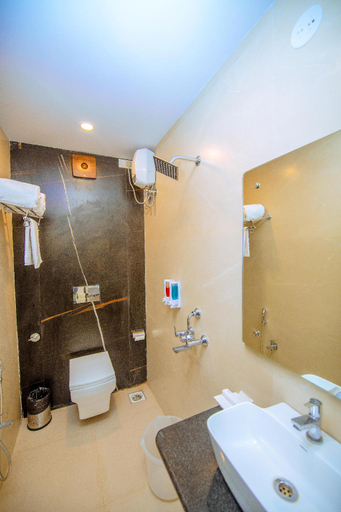 Bathroom, HOTEL SUNBAY, Puri