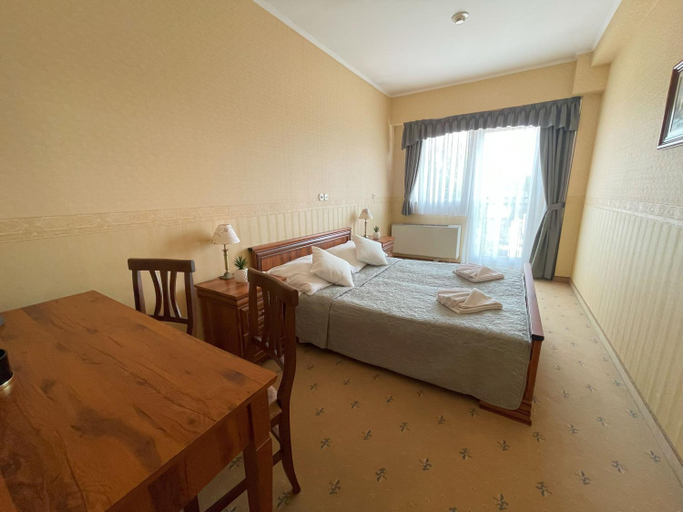 Bedroom 2, Konig Hotel, Nagykanizsai/Zalakaros