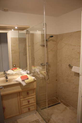 Bathroom 3, MMM soiree etape, Haute-Loire