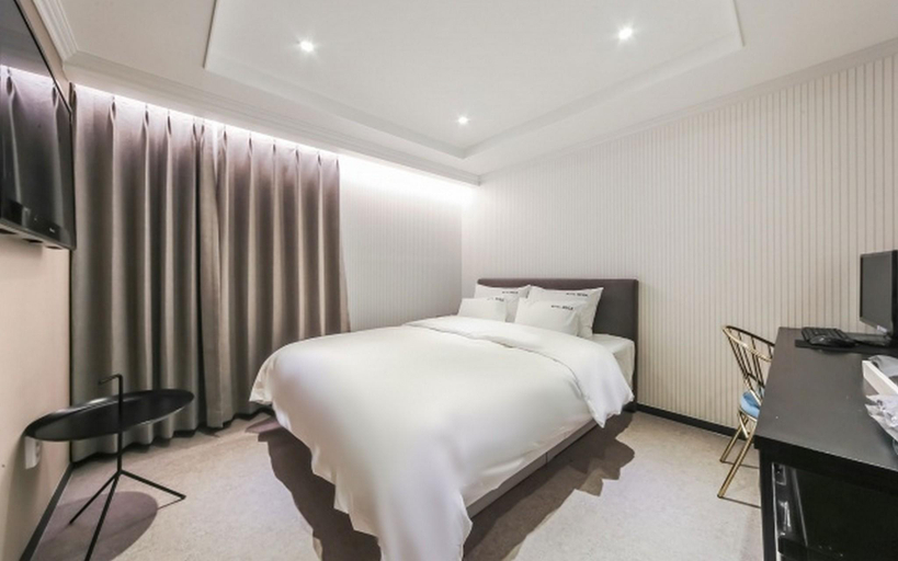 Bedroom 2, Busan Dongnae Mega, Dongnae