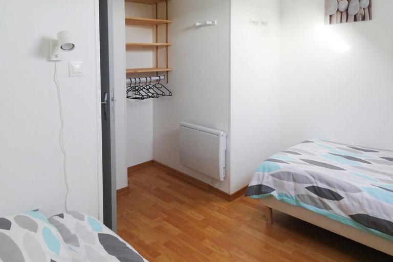 Bedroom 2, Cottage by Goelo Coast with Sea Views, Côtes-d'Armor