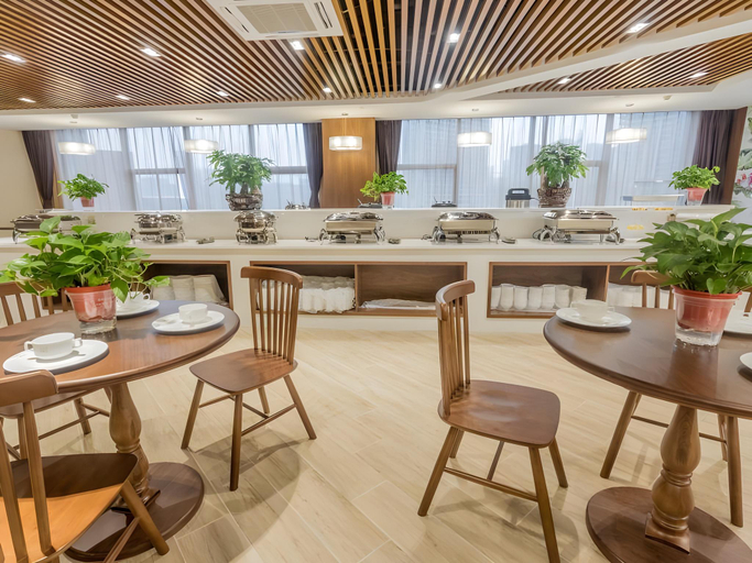 Food & Drinks 2, GEM Hotel Hefei Binhu District Wanda Tourist City Guiyang Road, Hefei