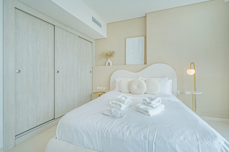Bedroom 3, Beach access I Sea View I Infinity pool , Dubai