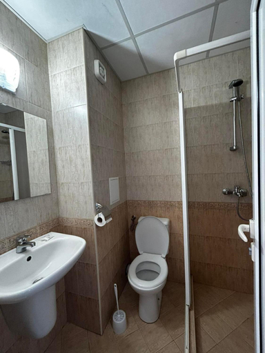 Bathroom 3, Family Hotel Magnolia, Sunny Beach, Nesebar
