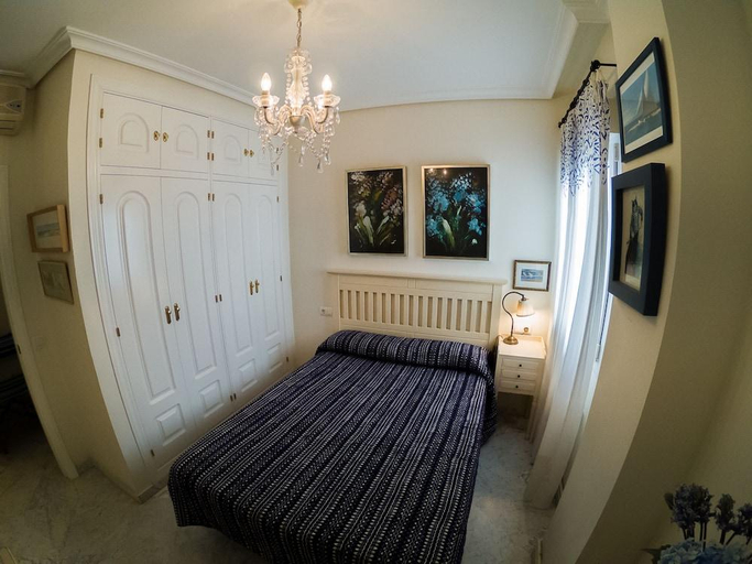 Bedroom 2, Apartamento La terraza del drago, Cádiz