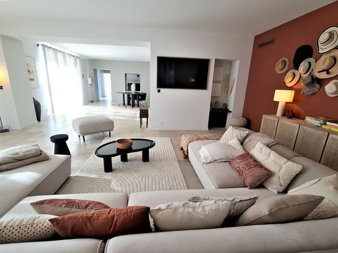 Room 3, Prestigious Villa in Heart of Saint Remy de Provence, Bouches-du-Rhône