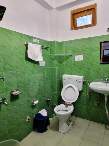 Bathroom 4, The Bunker Burwa Manali, Kullu