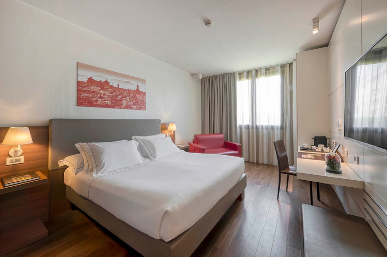 Others 5, H10 ROMA CITTA', Rome