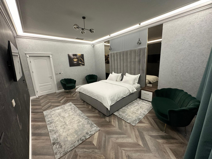 Bedroom, The Penthouse, Vaslui