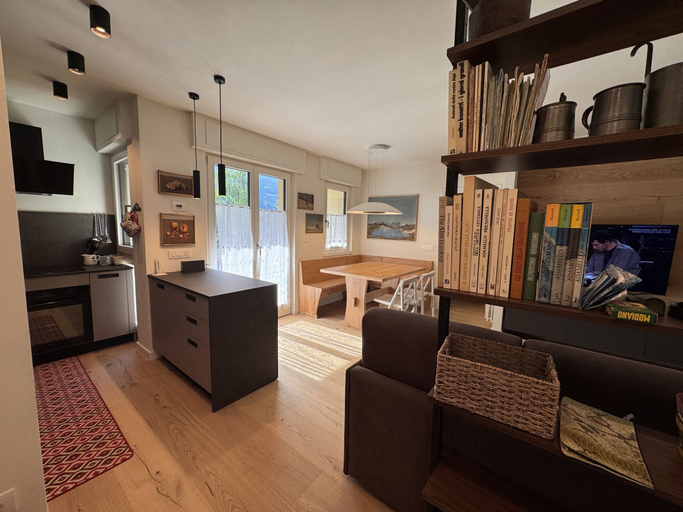 Room 4, 002 Moderno Trilocale Pinzolo, Trento