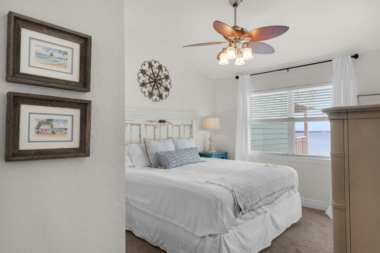 Bedroom 3, Baywatch C10, Escambia