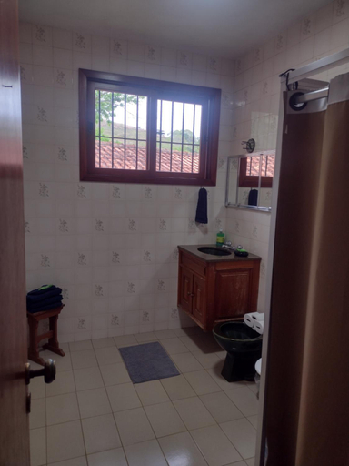 Bathroom 3, Sitio Vivendas, Petrópolis