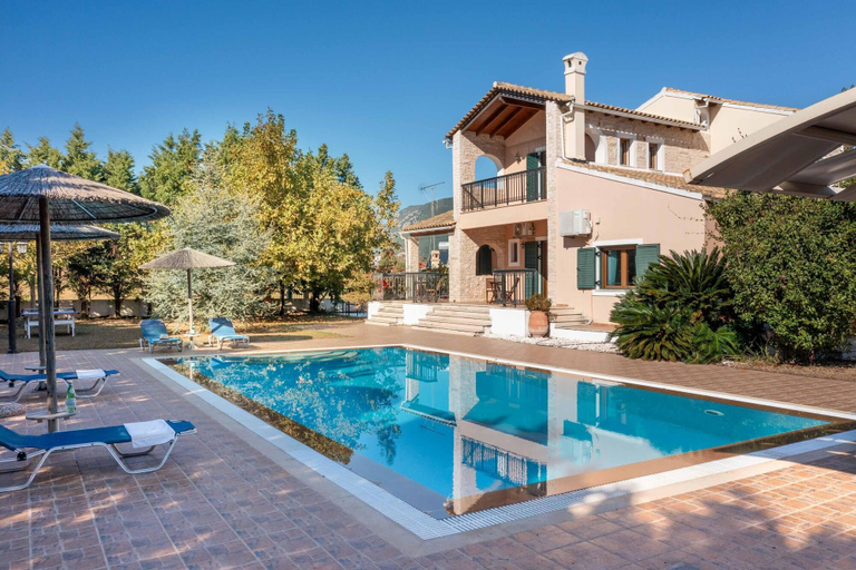 Room 2, Villa Lefki Limni Retreat 300m From Beach, Ionian Islands