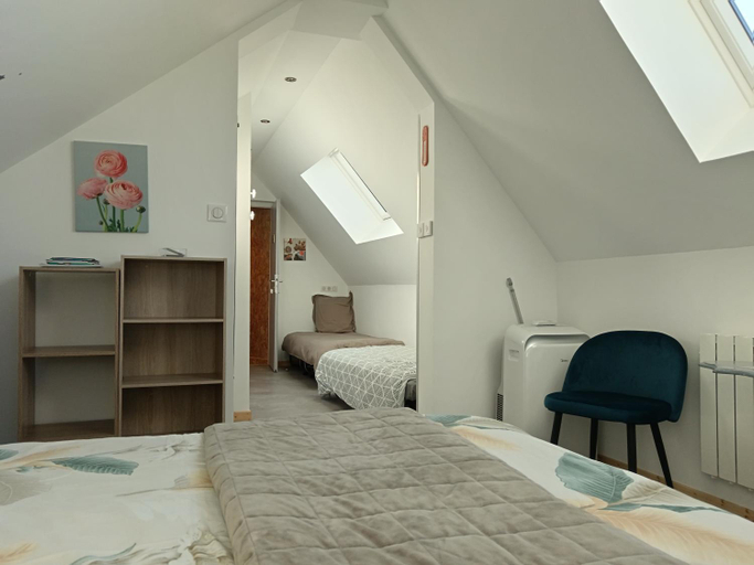 Bedroom 2, L'ancienne forge 3 chambres d'hotes a l'etage la forge , l'enclume et le marteau, Seine-Maritime