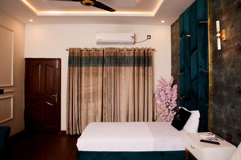 Bedroom 2, Elite Elegance Inn, Islamabad