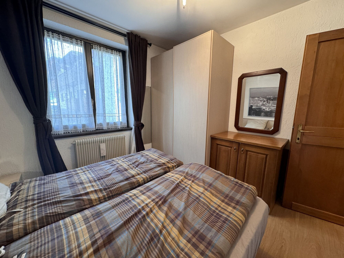 Room 5, 018 Bilocale in Centro Pinzolo, Trento