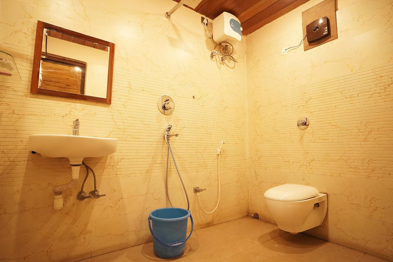 Bathroom 4, Gharana Resort, Hugli