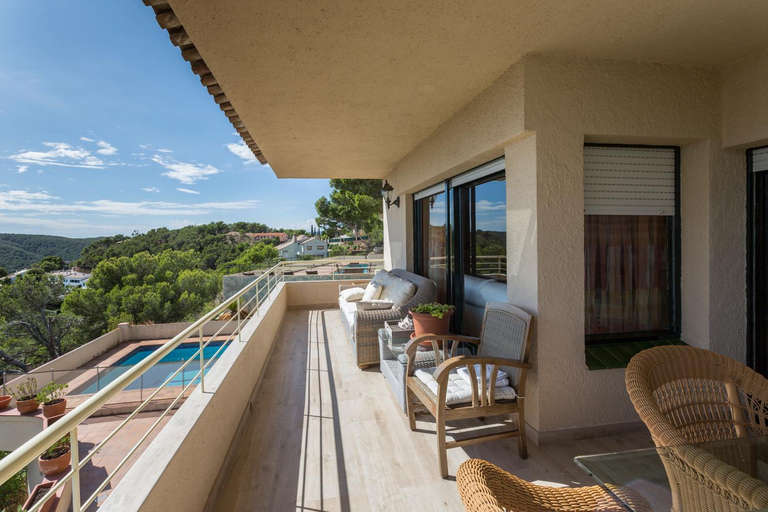 Others 5, Villa Tamariu con vistas al mar, Girona