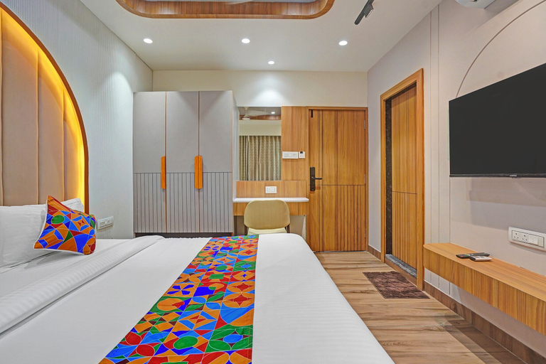 Bedroom 2, Fabhotel Raj Palace I, Ahmadabad