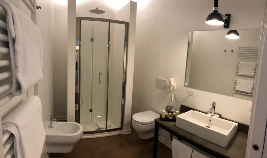 Bathroom 3, Palazzo Lupardi Relais B&B, Rome