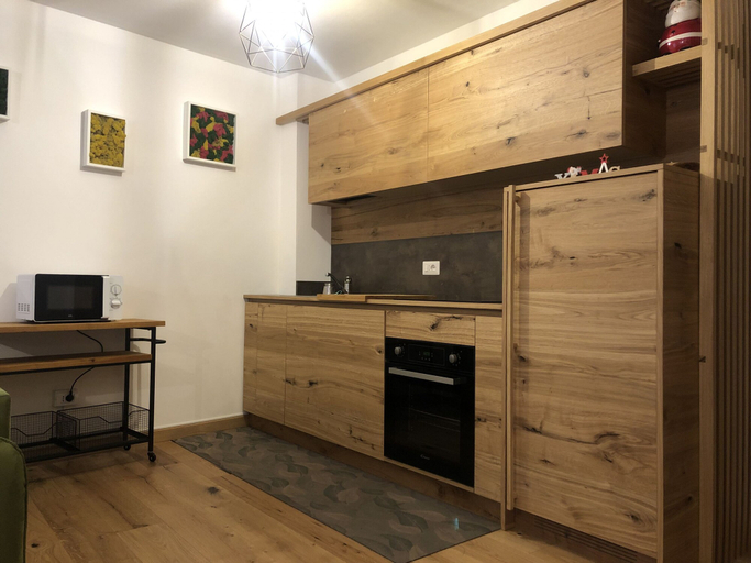 Room 5, 017 Trilocale Pinzolo, Trento