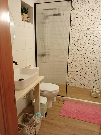Bathroom, Seashell Holiday Studios, Peloponnese