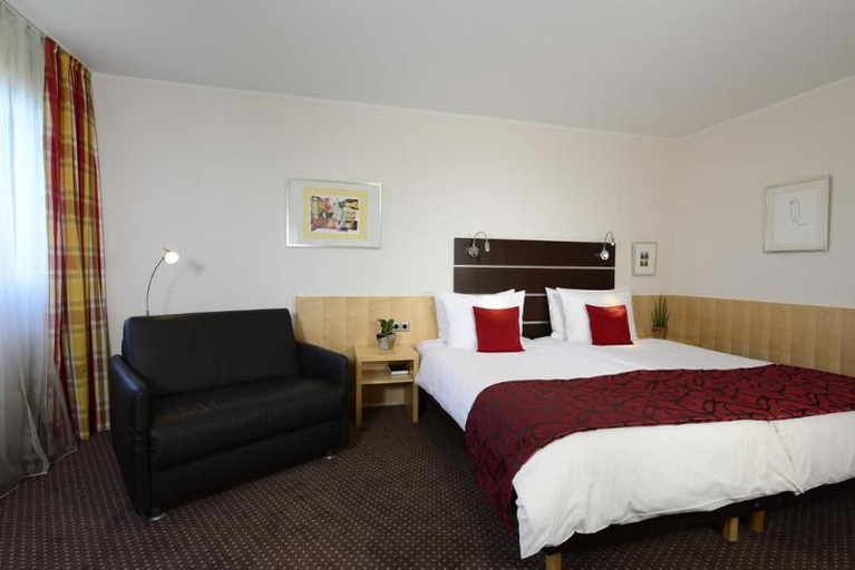 Bedroom 2, Hotel Uhu Garni - Superior, Köln