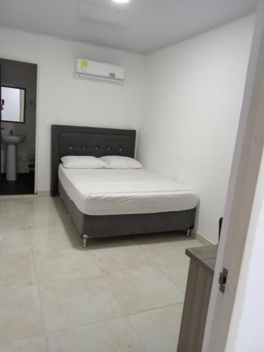 Bedroom 3, Hotel Urdaneta AV, Neiva