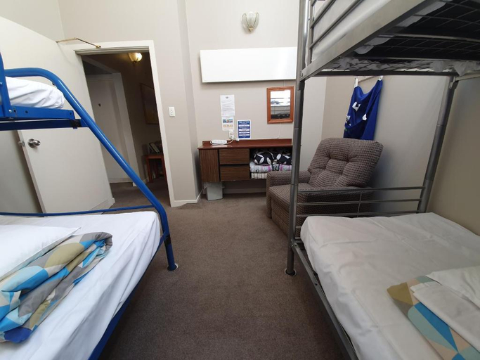 Bedroom, Village Centre Budget Accommodation, Mackenzie