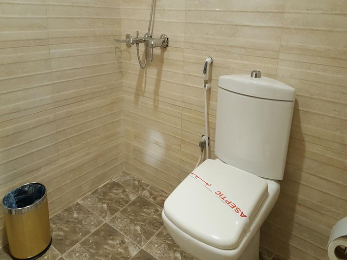 Bathroom 5, Lina Park 2, Dammam